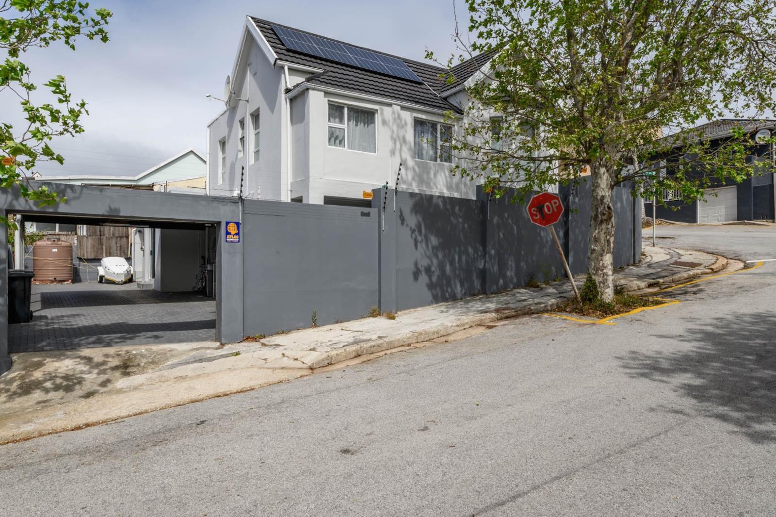 4 Bedroom House in Richmond Hill