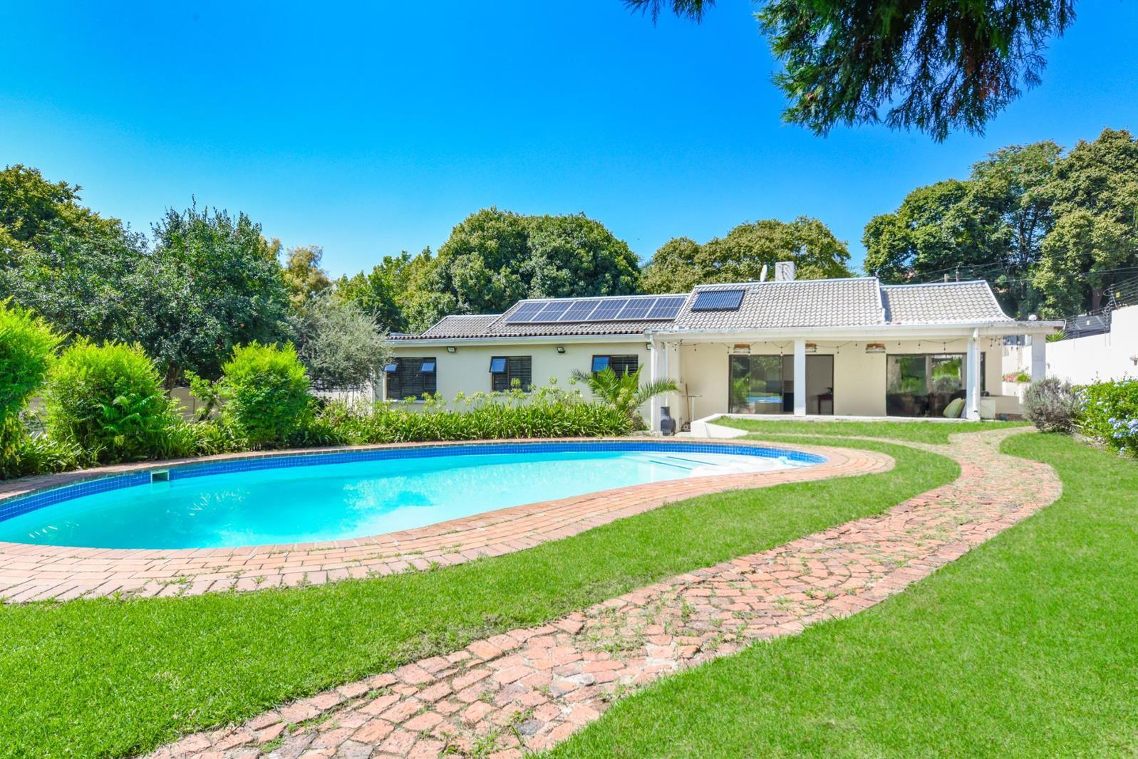 5 Bedroom House in Rivonia