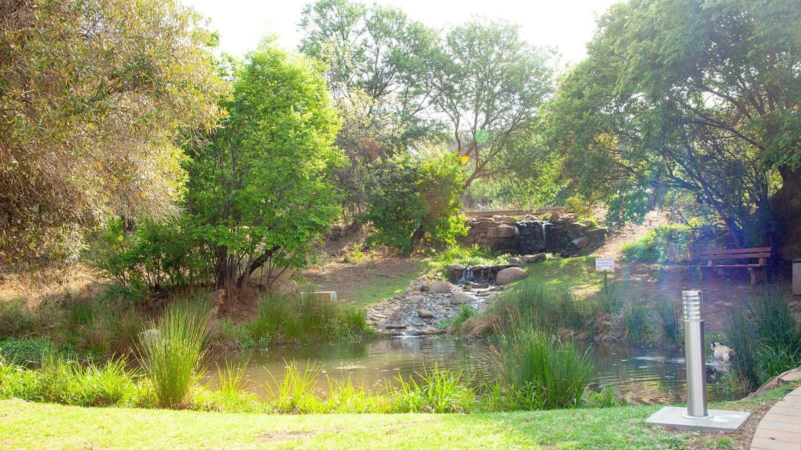 656 m² Land available in Helderfontein Estate