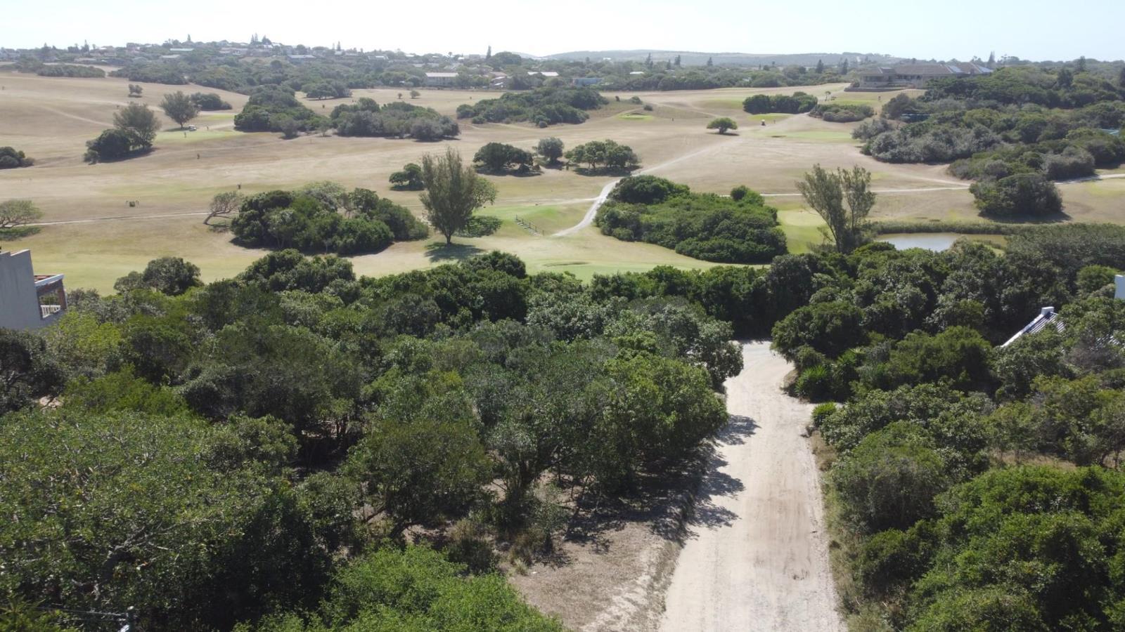 1 750 m² Land available in West Bank
