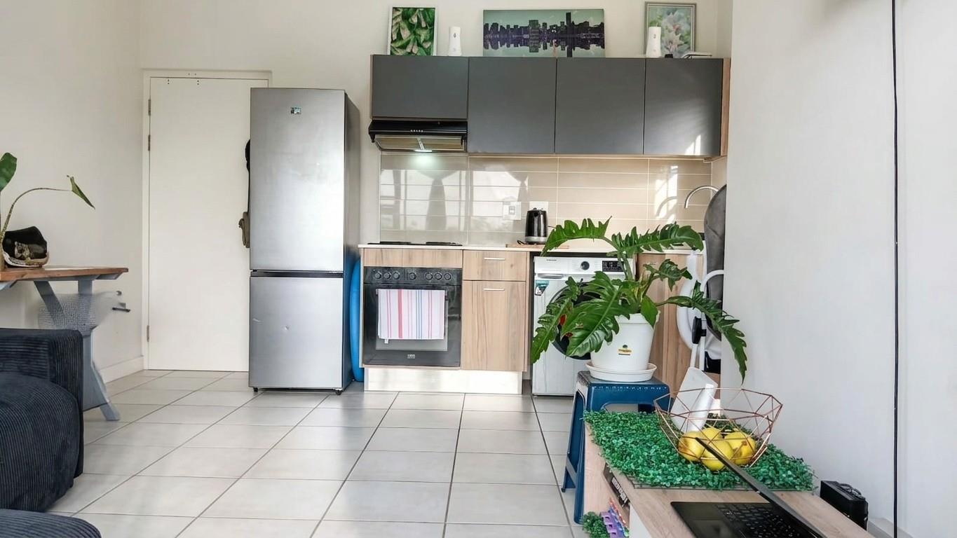 1 Bedroom Apartment in Gordons Bay Central