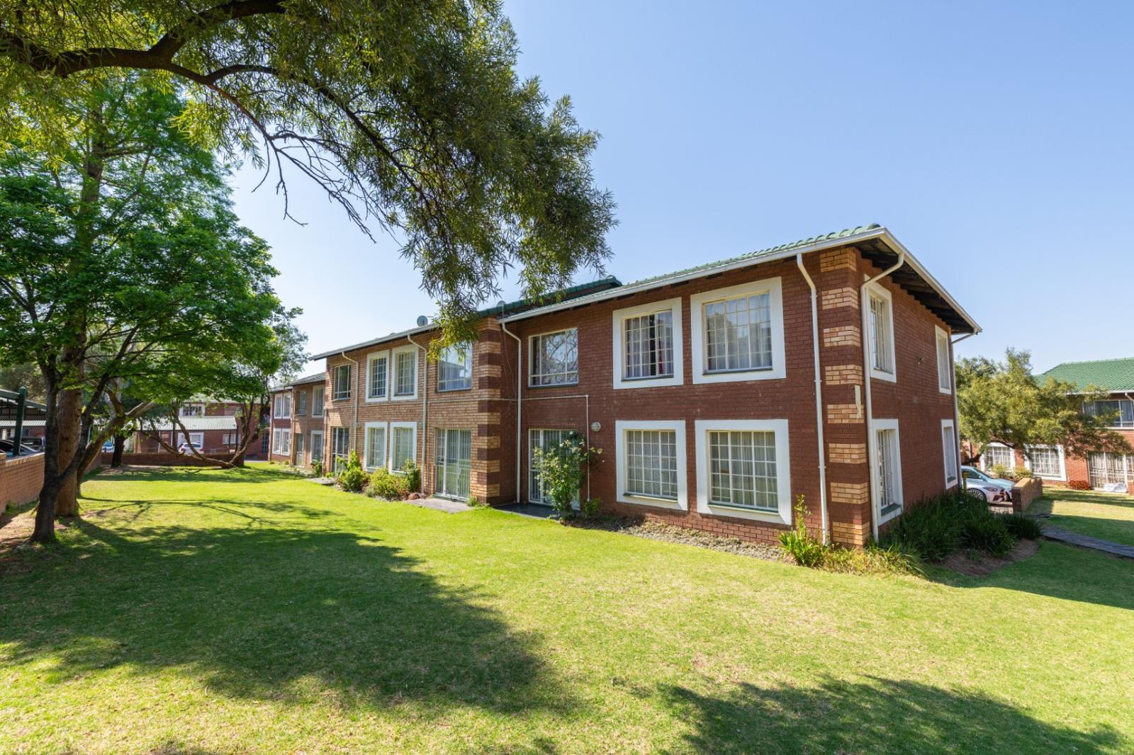 2 Bedroom Apartment in Halfway Gardens