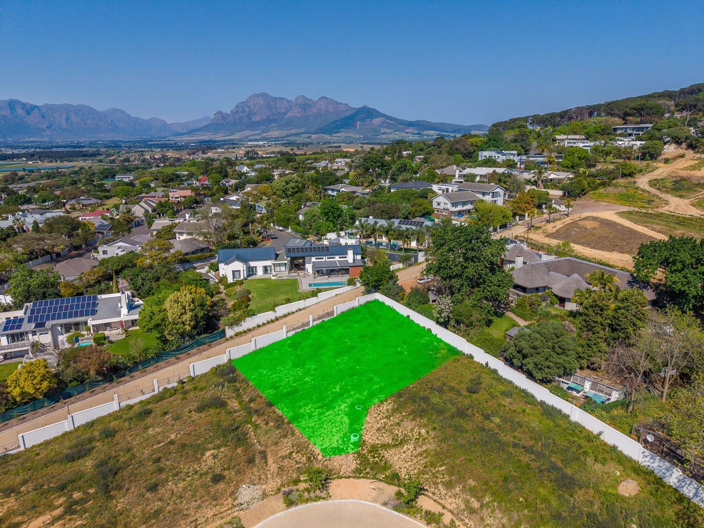 897 m² Land available in Courtrai