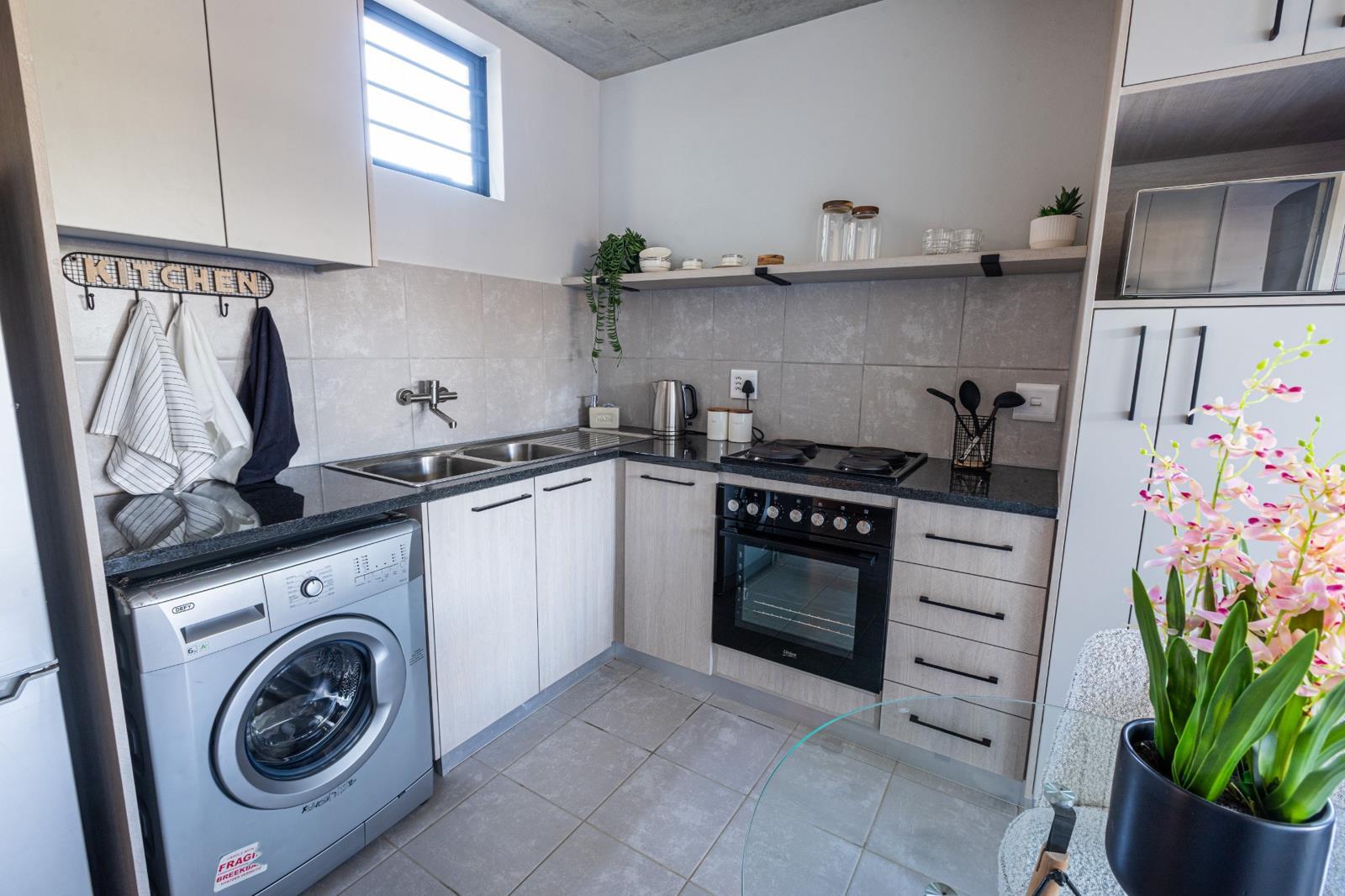 1 Bedroom Apartment in Waterkloof