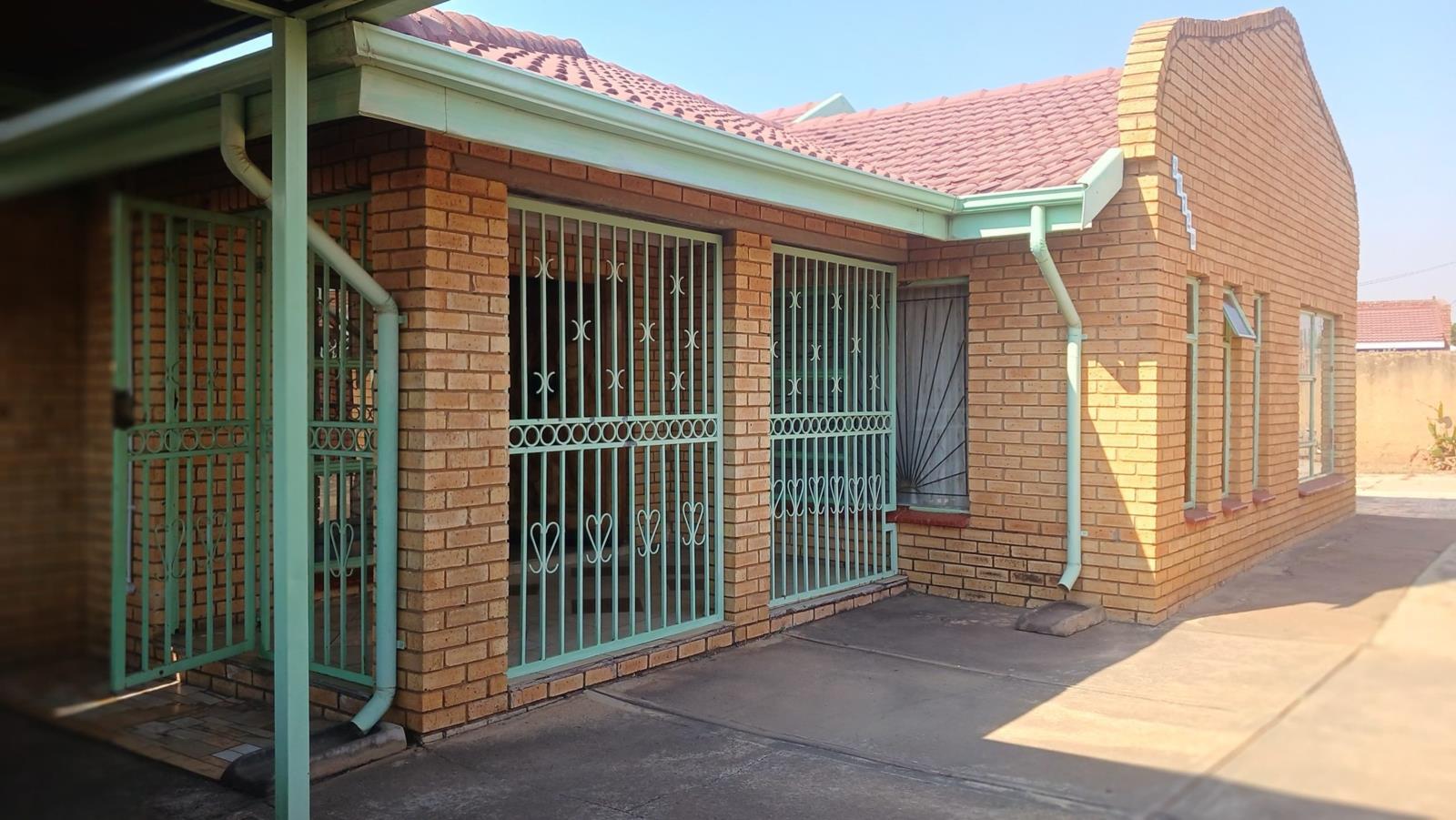 3 Bedroom House in Mabopane Unit B