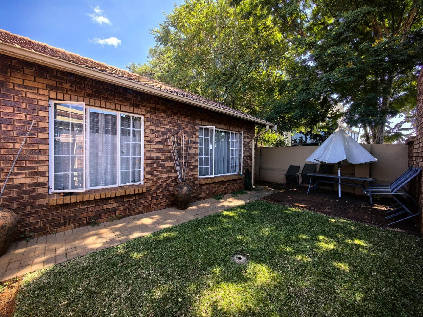 3 Bedroom Townhouse in De Aar