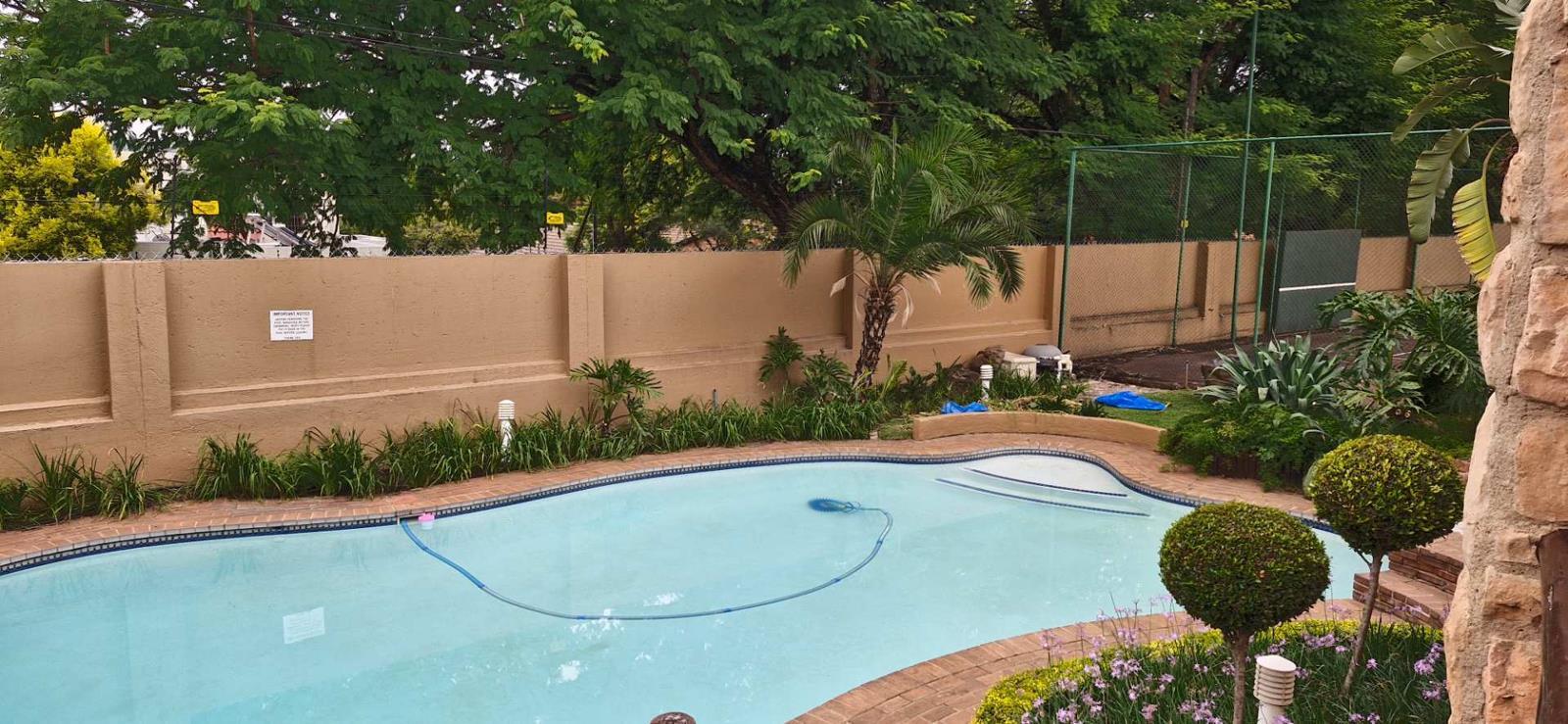 2 Bedroom Apartment in Douglasdale