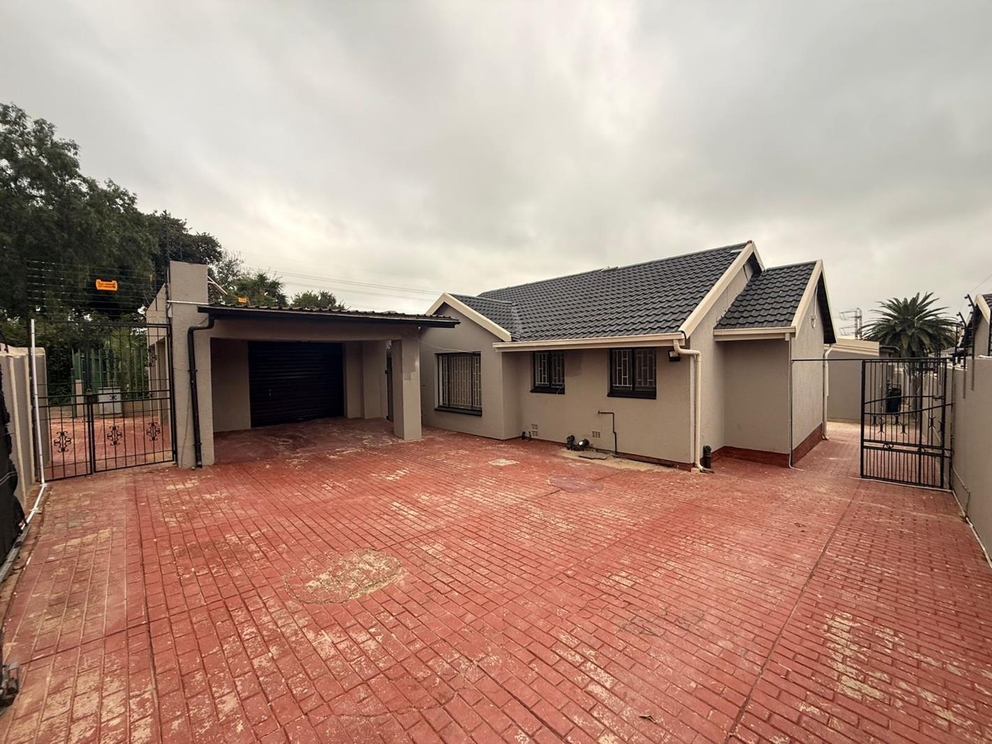 3 Bedroom House in Elandspark
