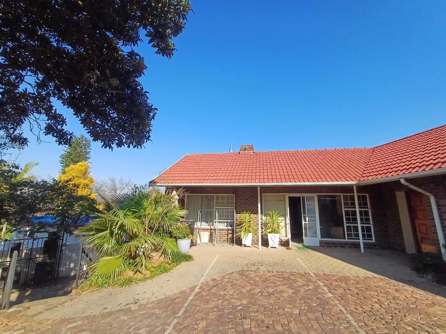 2 Bedroom Cluster in Blairgowrie