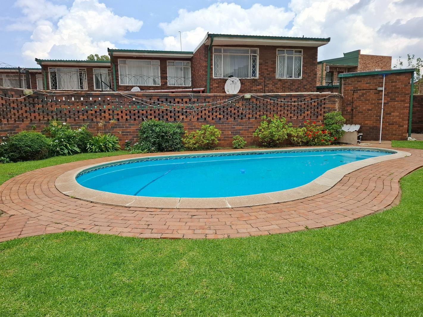 3 Bedroom Duplex in Benoni CBD
