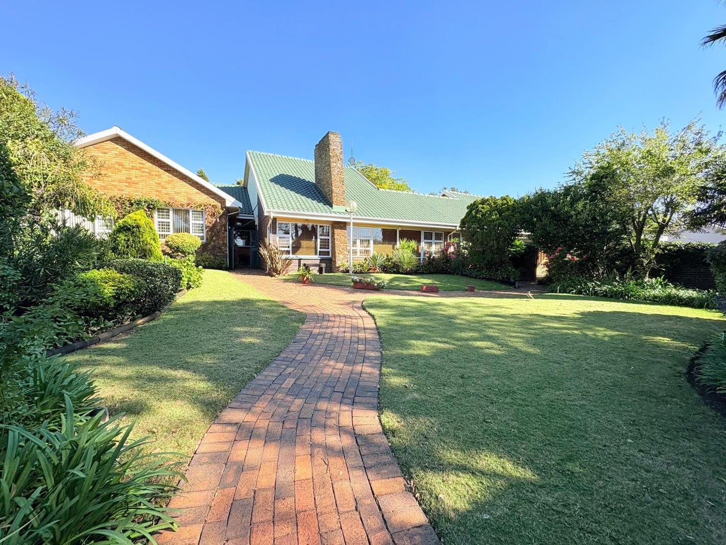 3 Bedroom House in Libradene