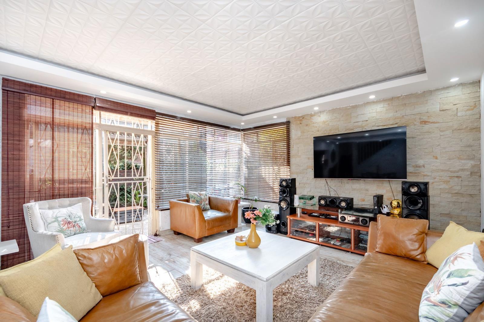 4 Bedroom Apartment in Benoni Central
