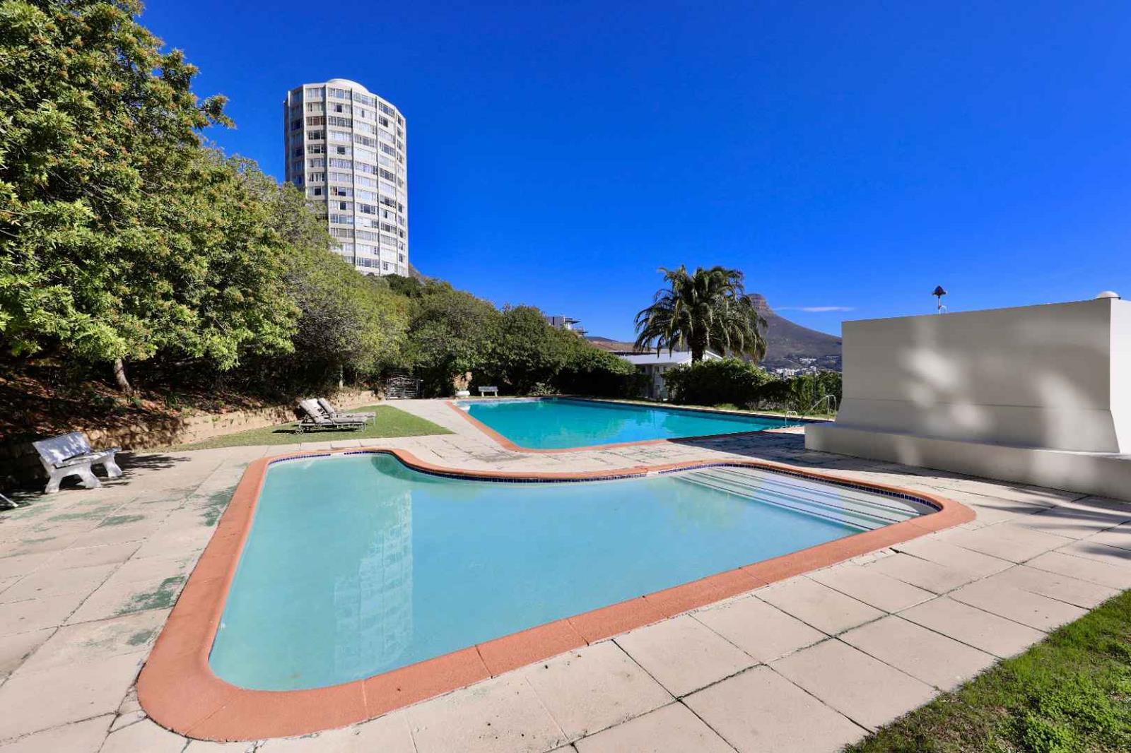 1 Bedroom Apartment in Vredehoek