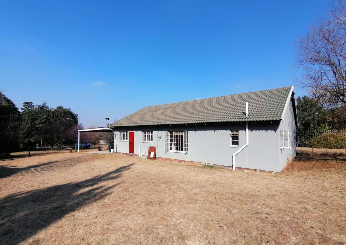 3 Bedroom Garden Cottage in Glen Austin AH