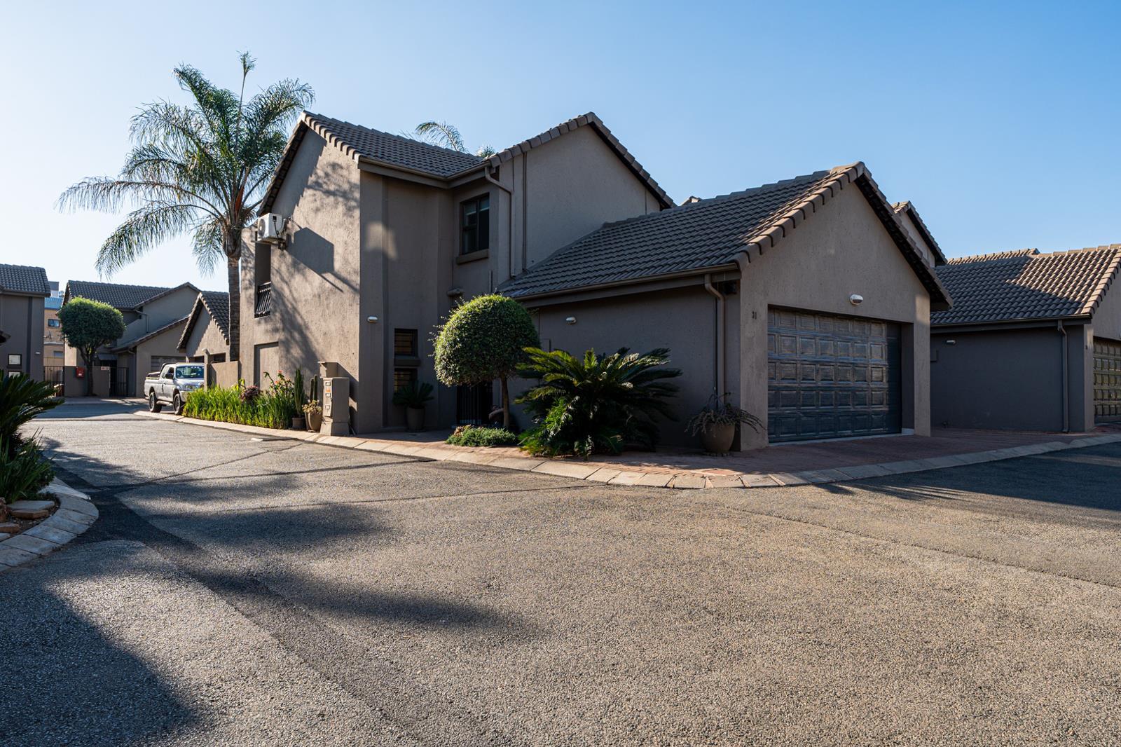 3 Bedroom House in Amorosa