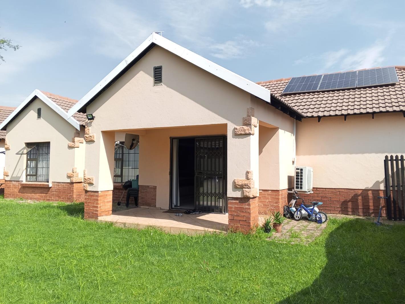 3 Bedroom Simplex in Montana Tuine