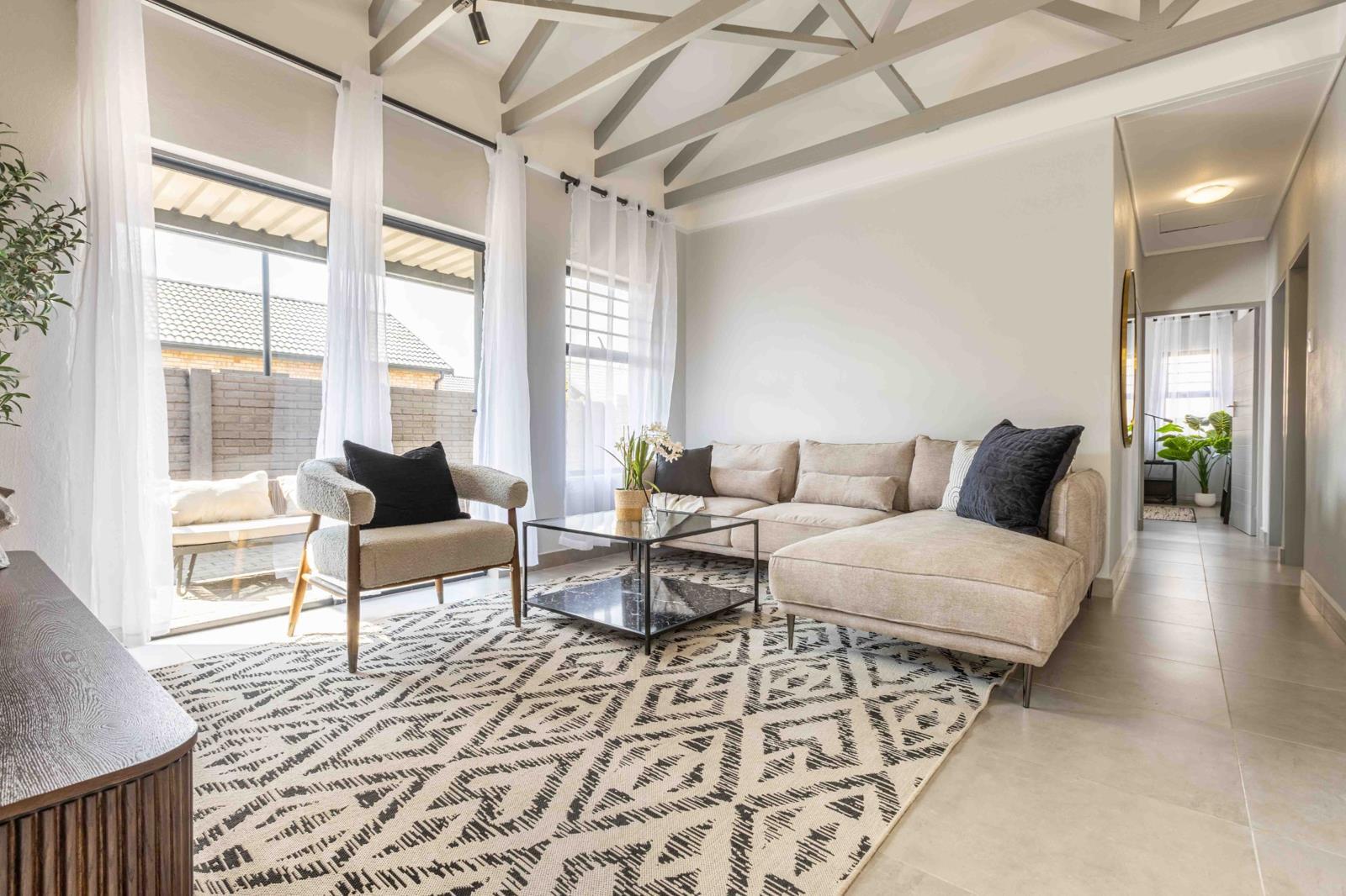 3 Bedroom Simplex in Zwartkop