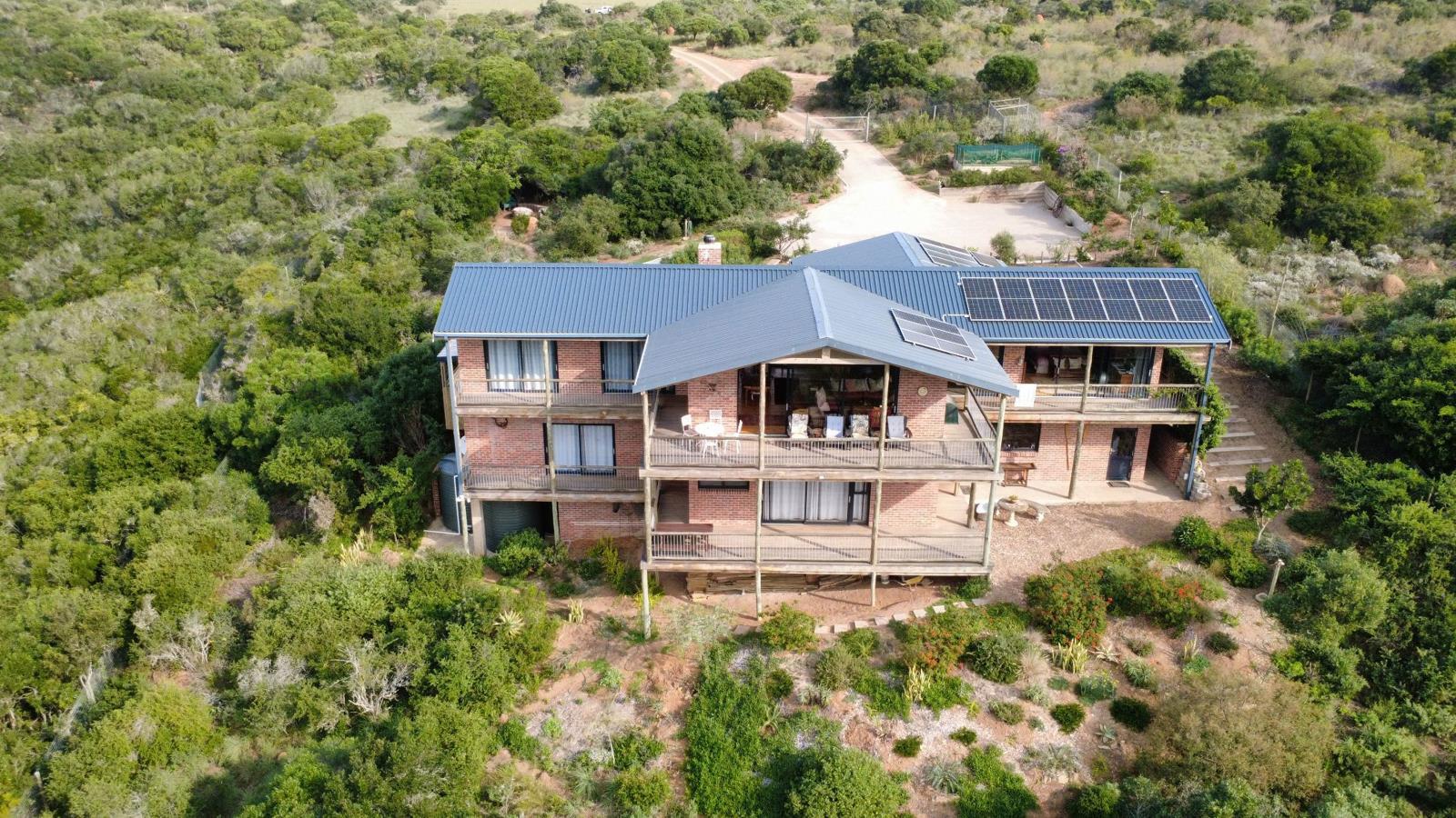 5 Bedroom House in Kenton On Sea