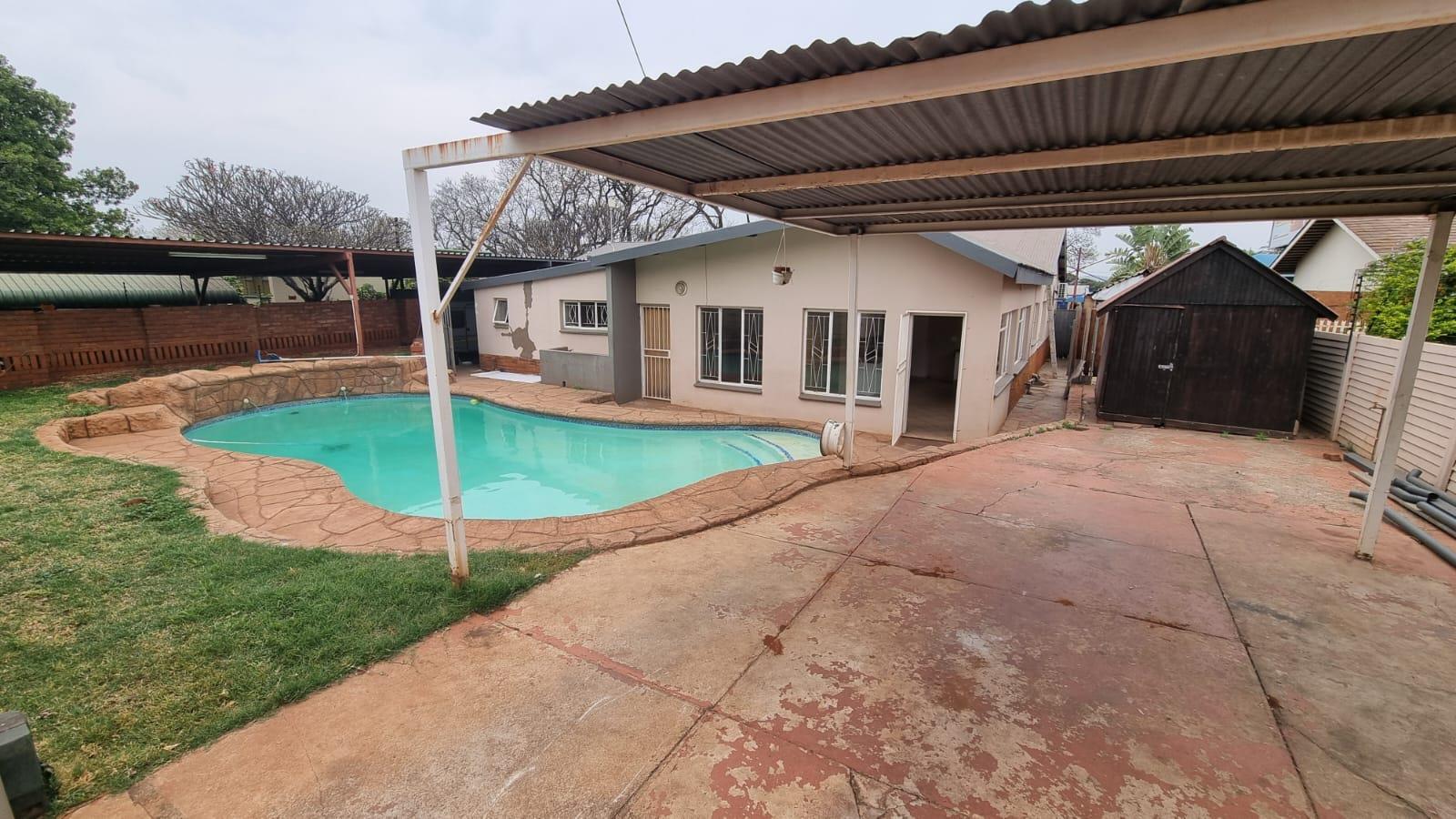 2 Bedroom Garden Cottage in Sinoville