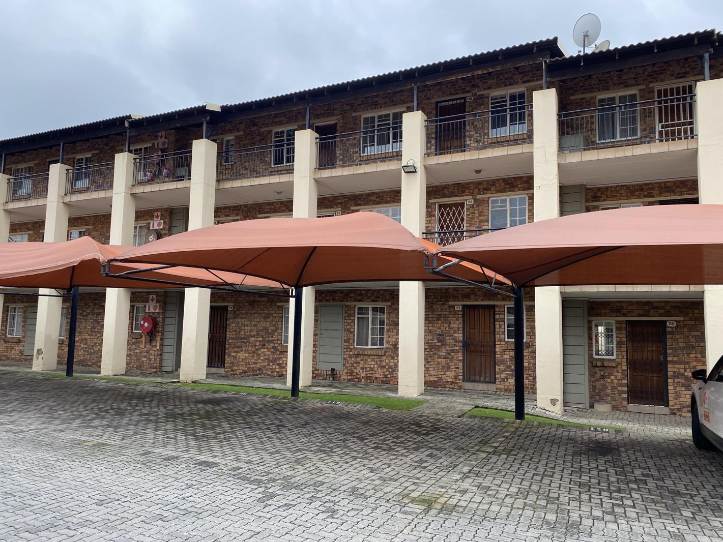 2 Bedroom Apartment in Comet