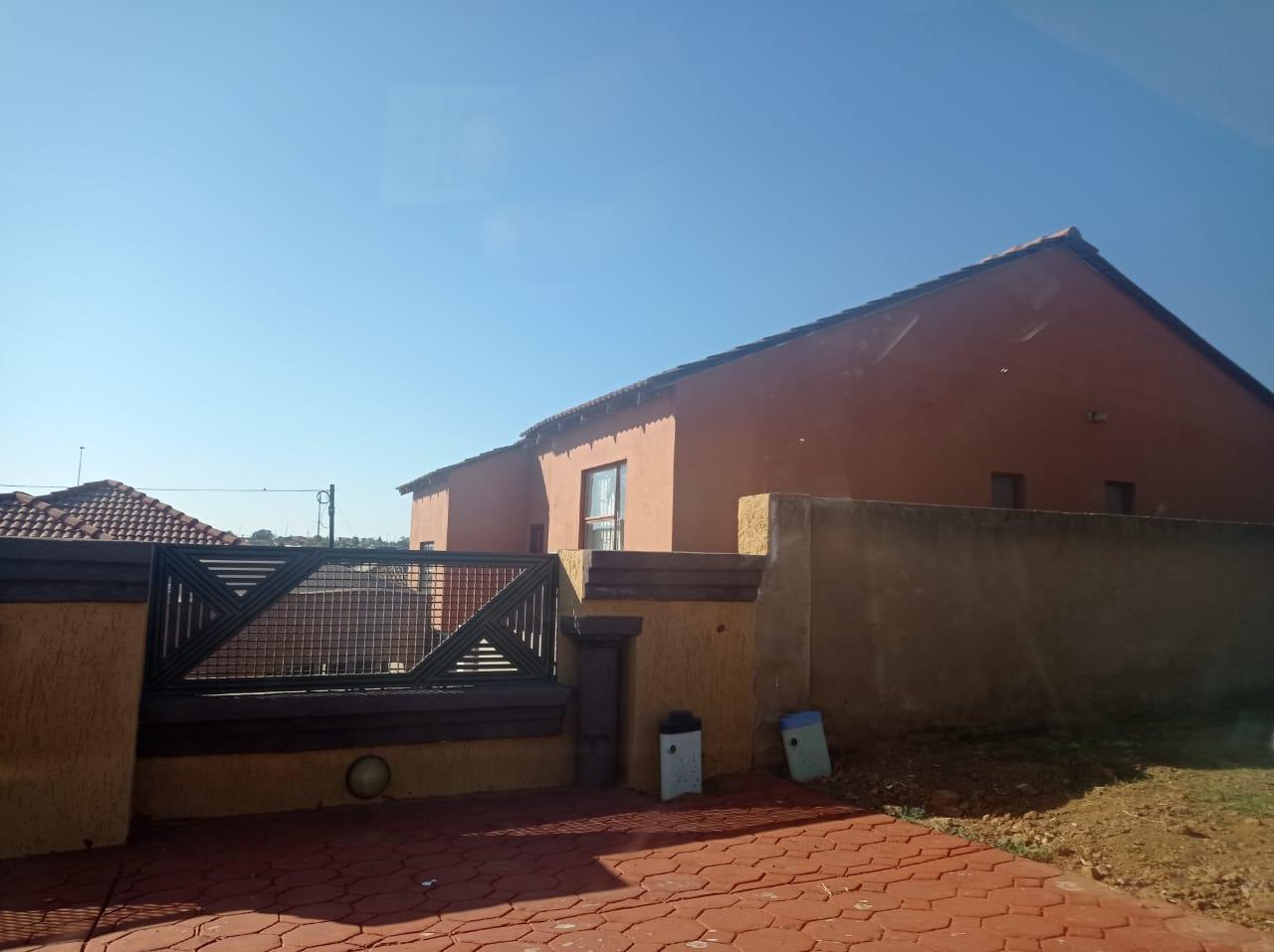 4 Bedroom House in Soshanguve