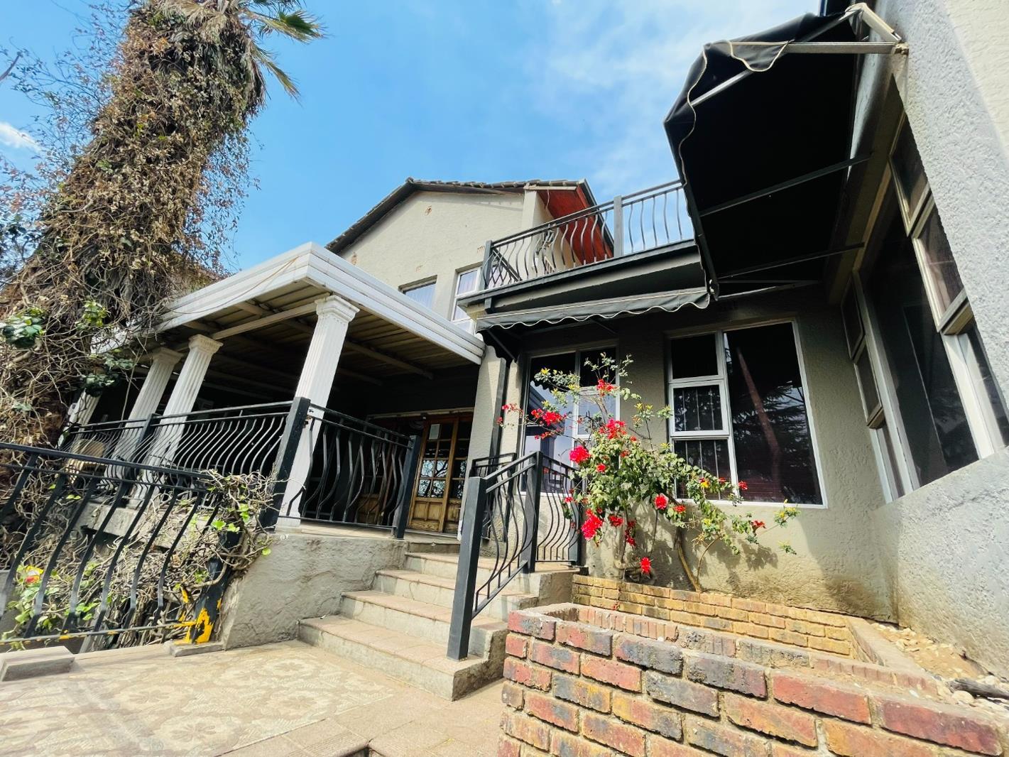 6 Bedroom House in Mondeor