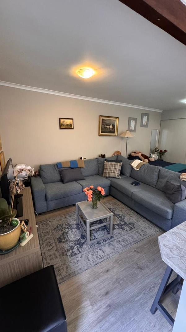 0.5 Bedroom Garden Cottage in Sunningdale