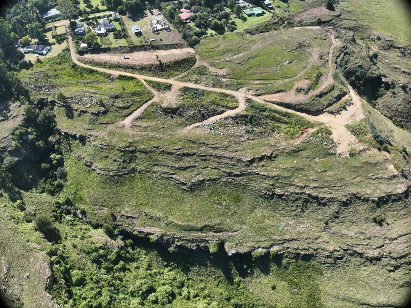 8 335 m² Land available in Underberg