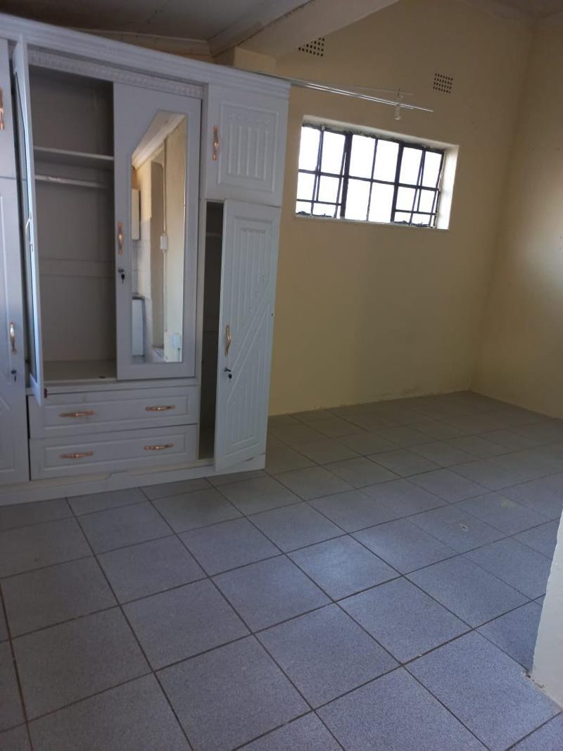 1 Bedroom Garden Cottage in Randpark Ridge