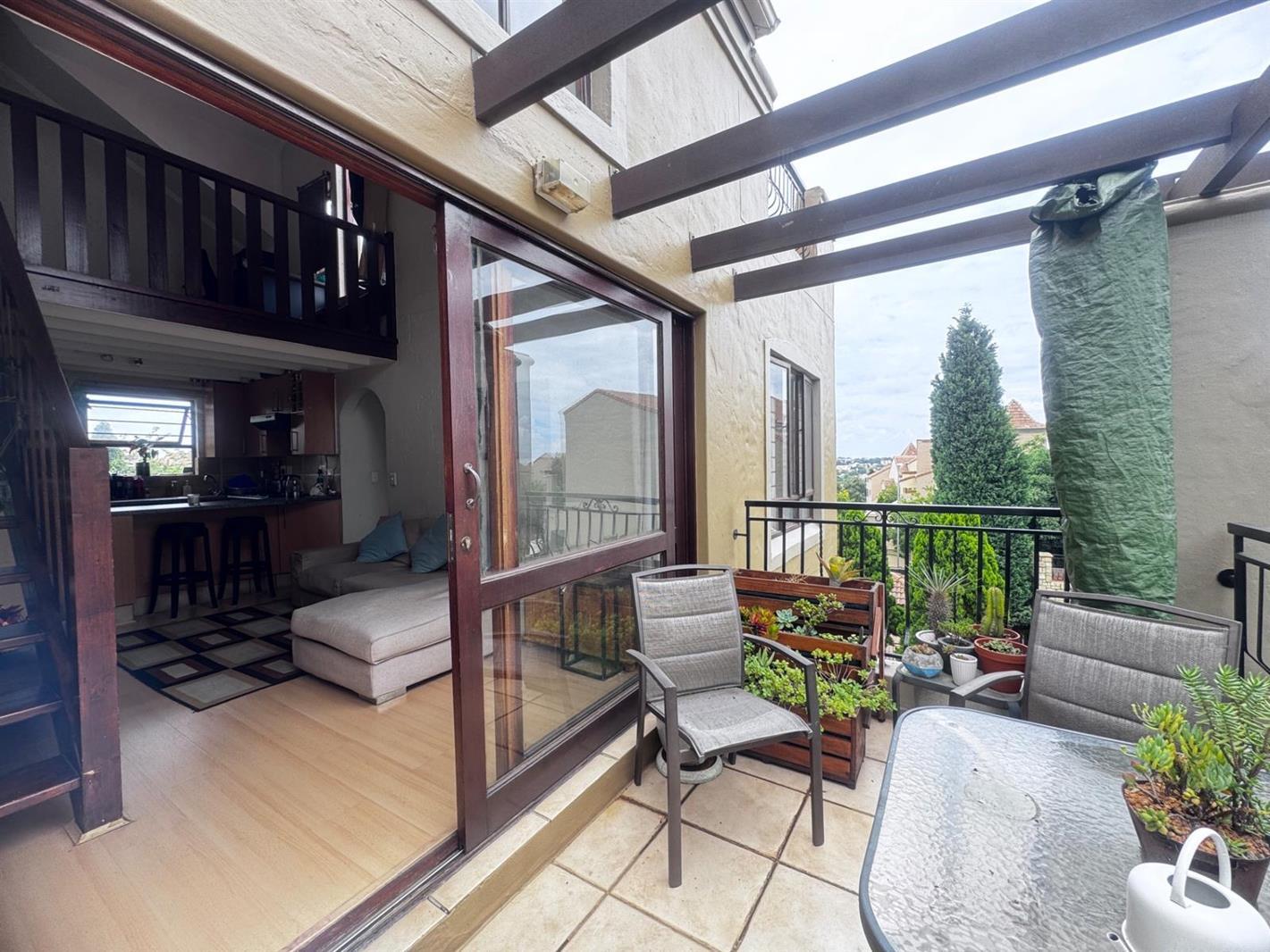 1 Bedroom Duplex in Lonehill