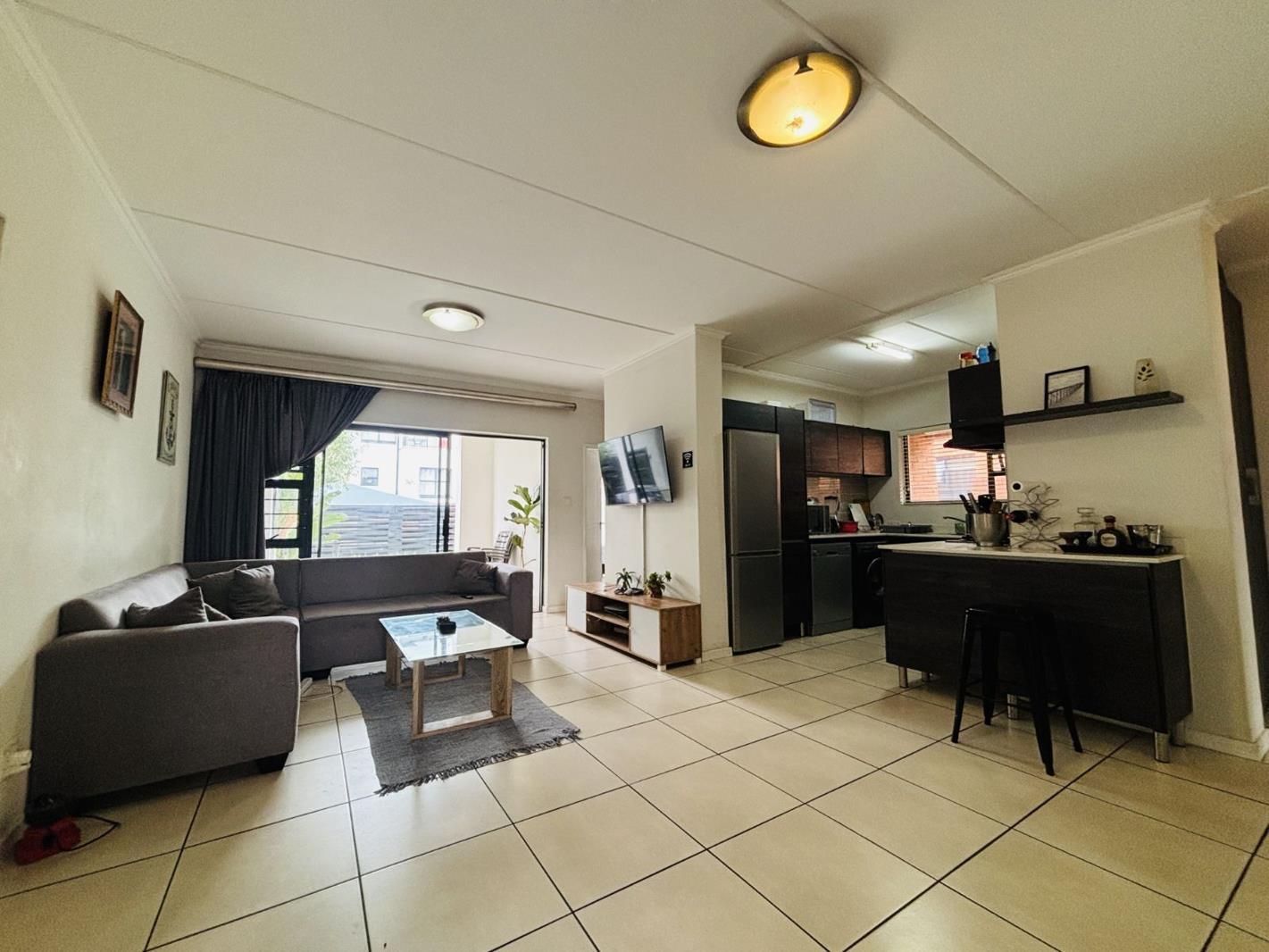 3 Bedroom House in Equestria