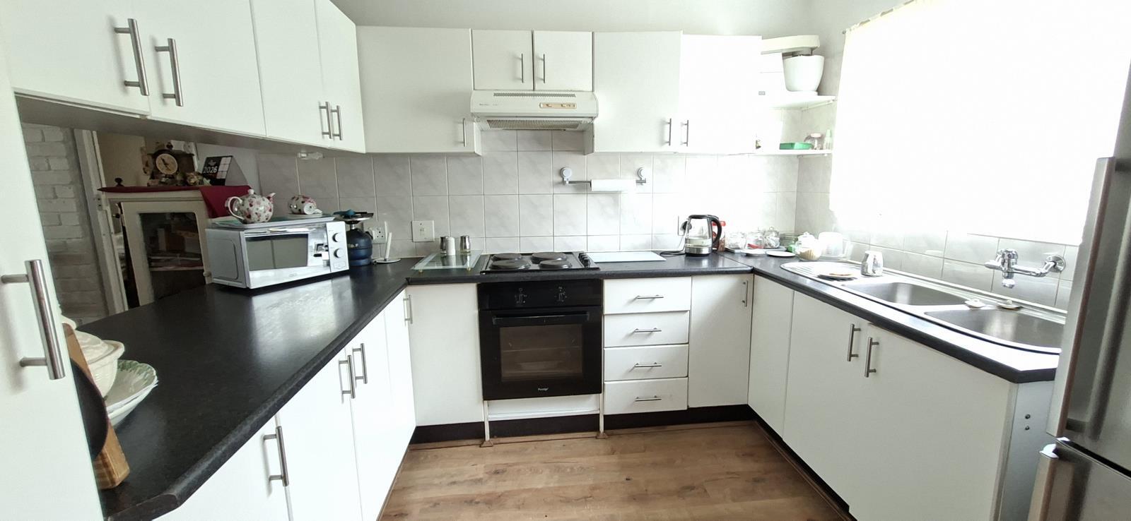 2 Bedroom House in Noordheuwel