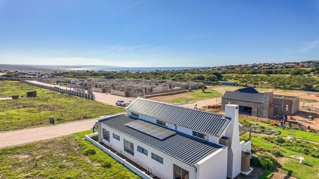 3 Bedroom House in Stilbaai Wes