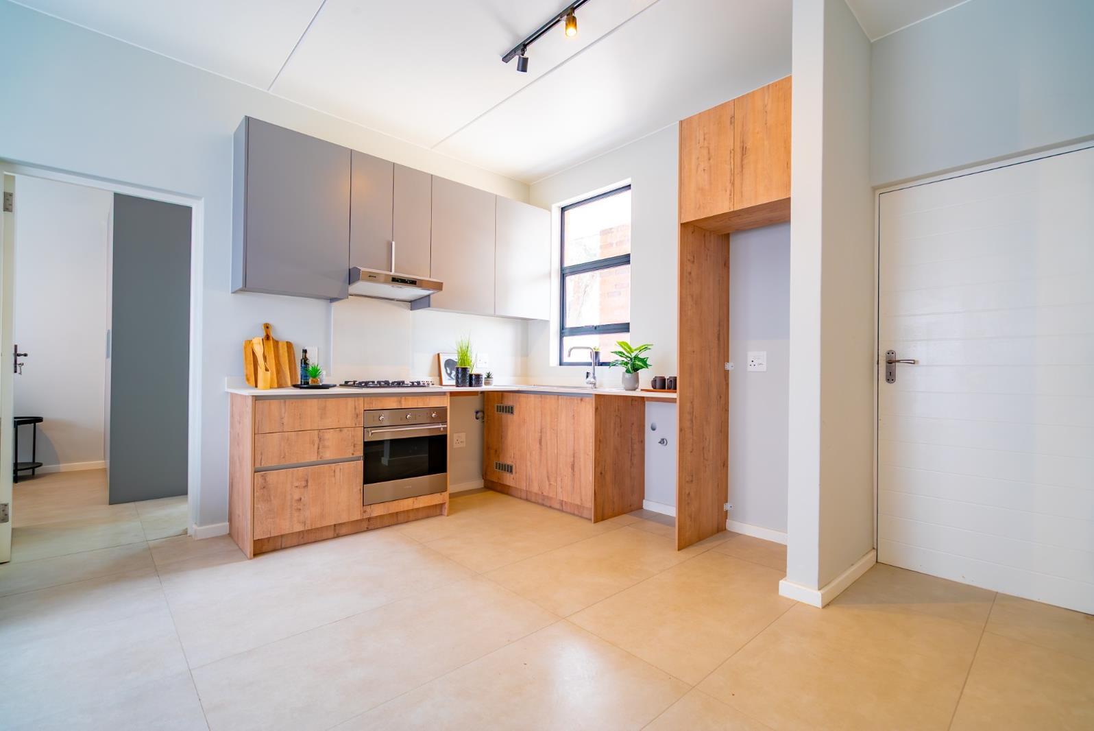 1 Bedroom Apartment in Bryanston