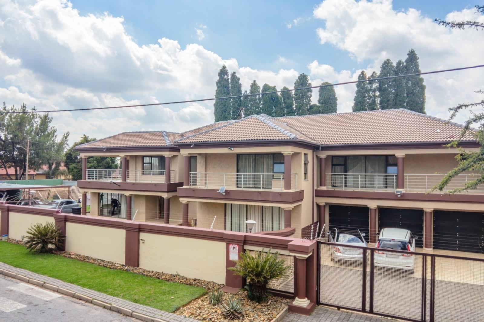6 Bedroom House in Edleen