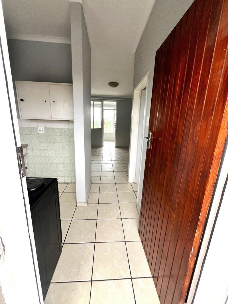 1 Bedroom Flat in Witpoortjie