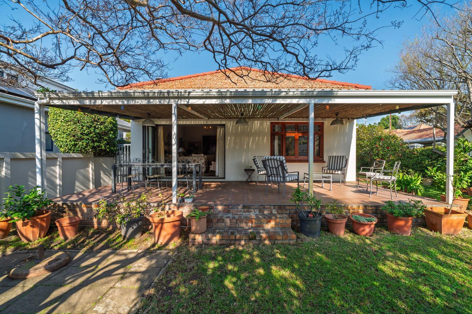 3 Bedroom House in Claremont