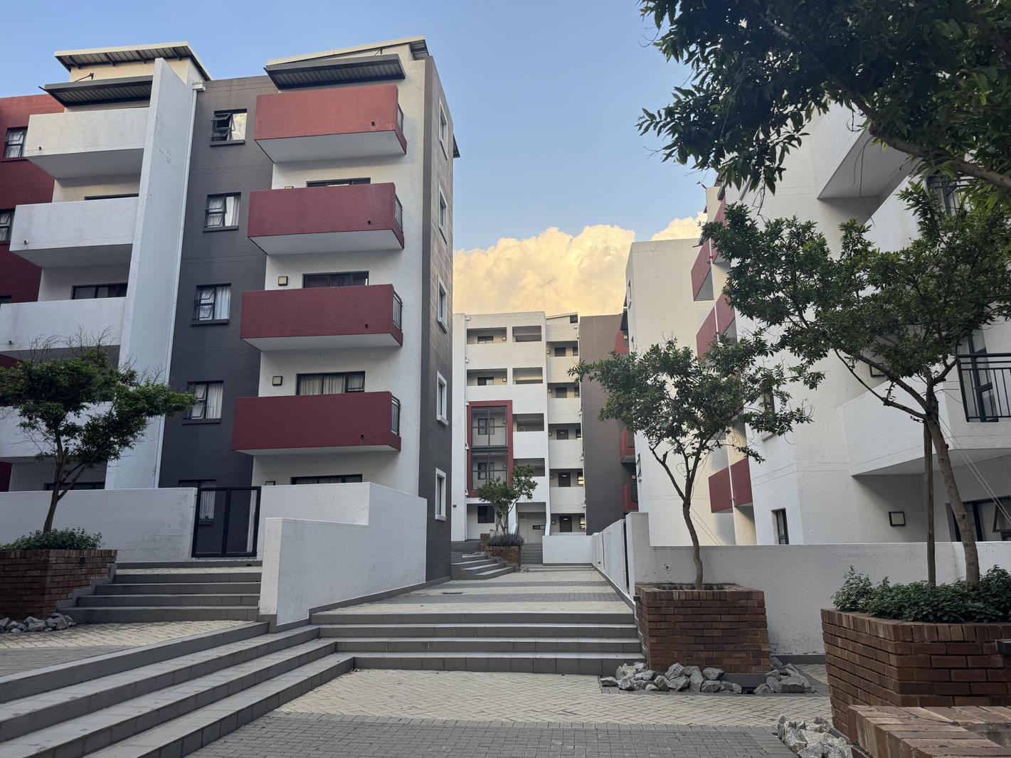 2 Bedroom Apartment in Sunninghill