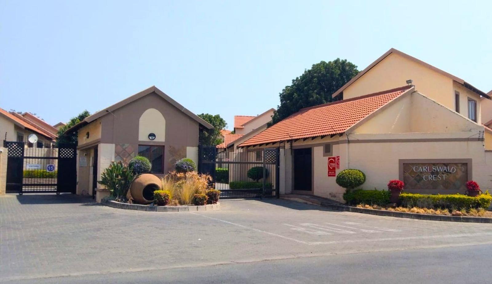 2 Bedroom Townhouse in Carlswald Estate