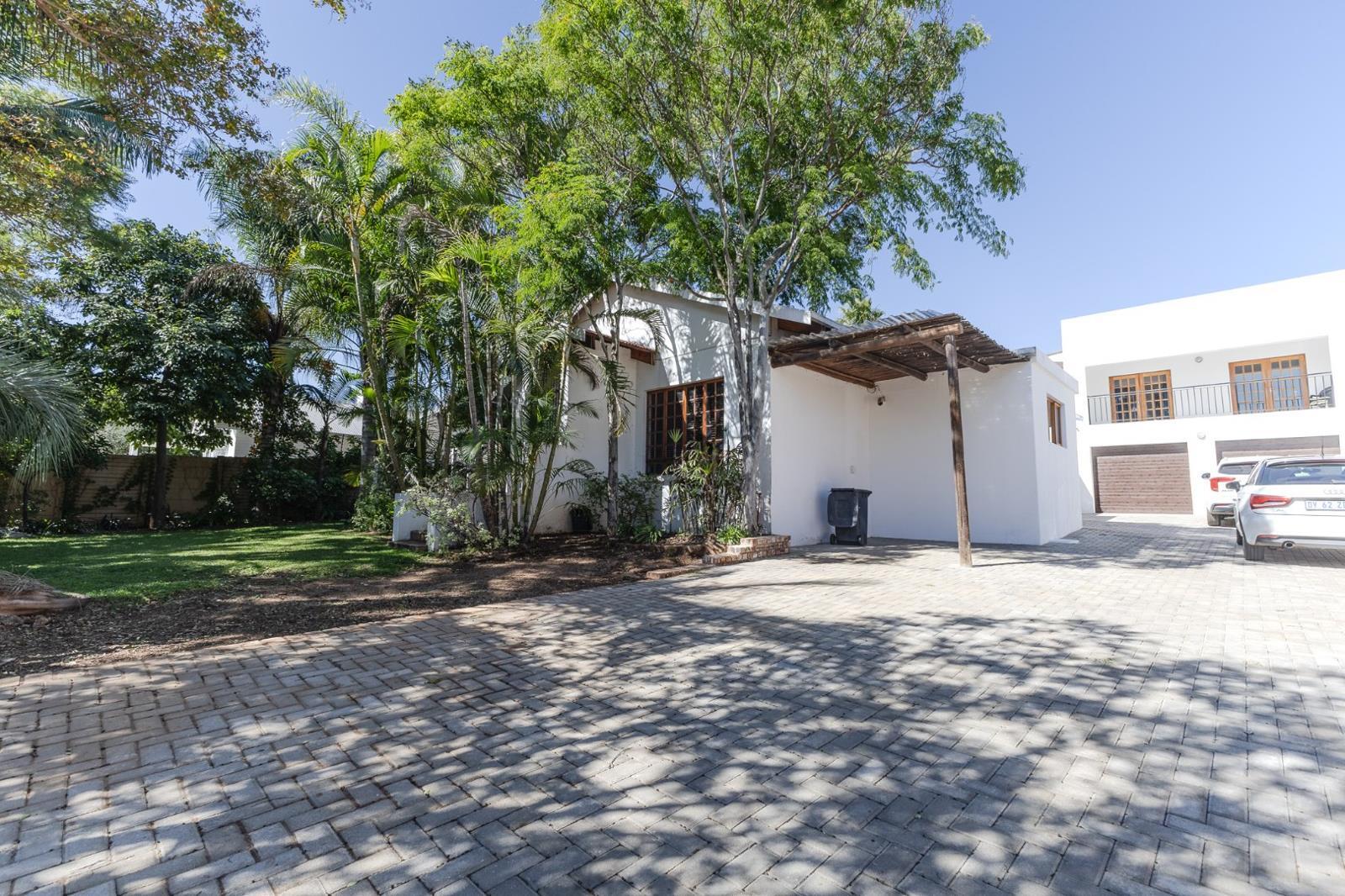 4 Bedroom House in Menlo Park