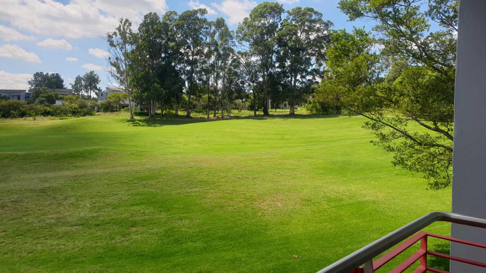 2 Bedroom Apartment in Jackal Creek Golf Estate
