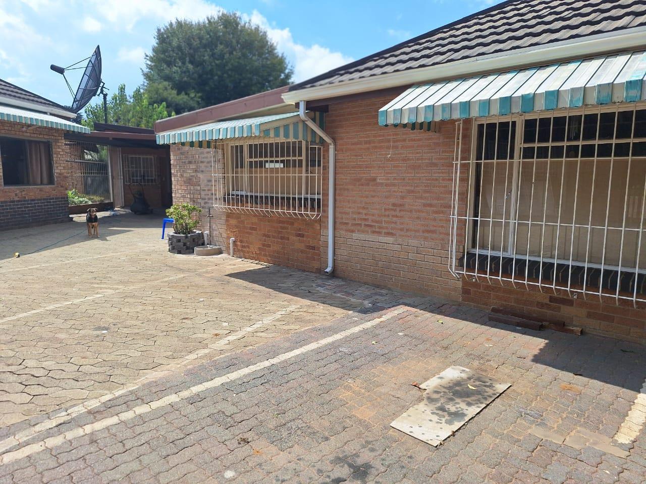 1 Bedroom Garden Cottage in Discovery