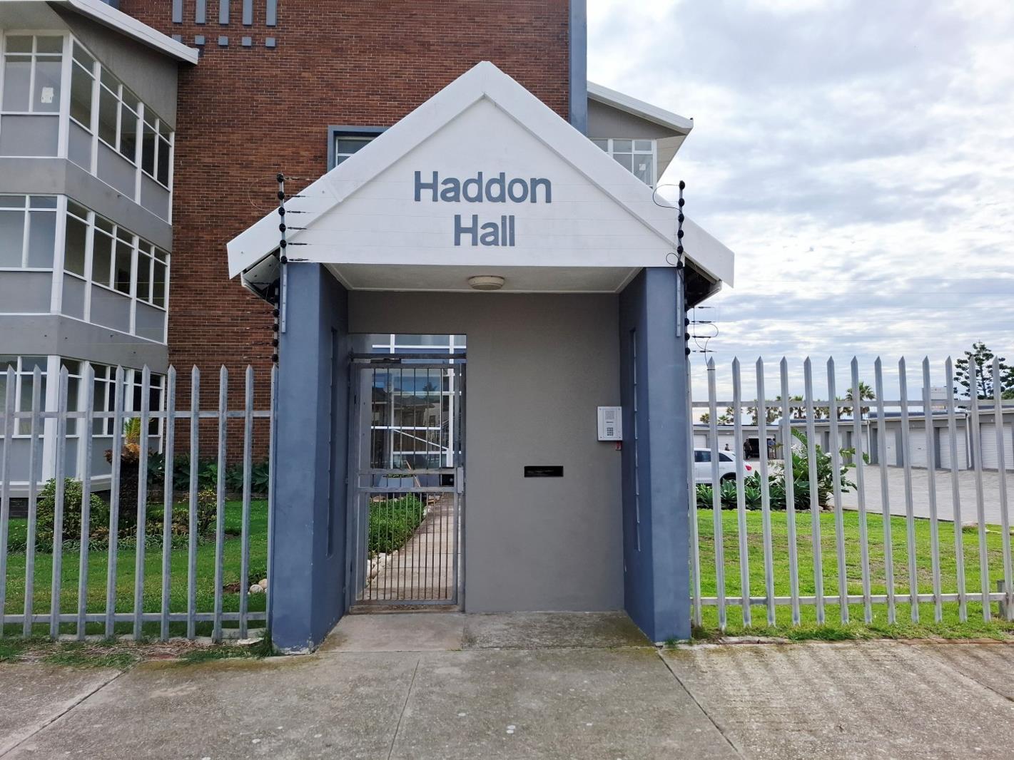 2 Bedroom Apartment in Summerstrand