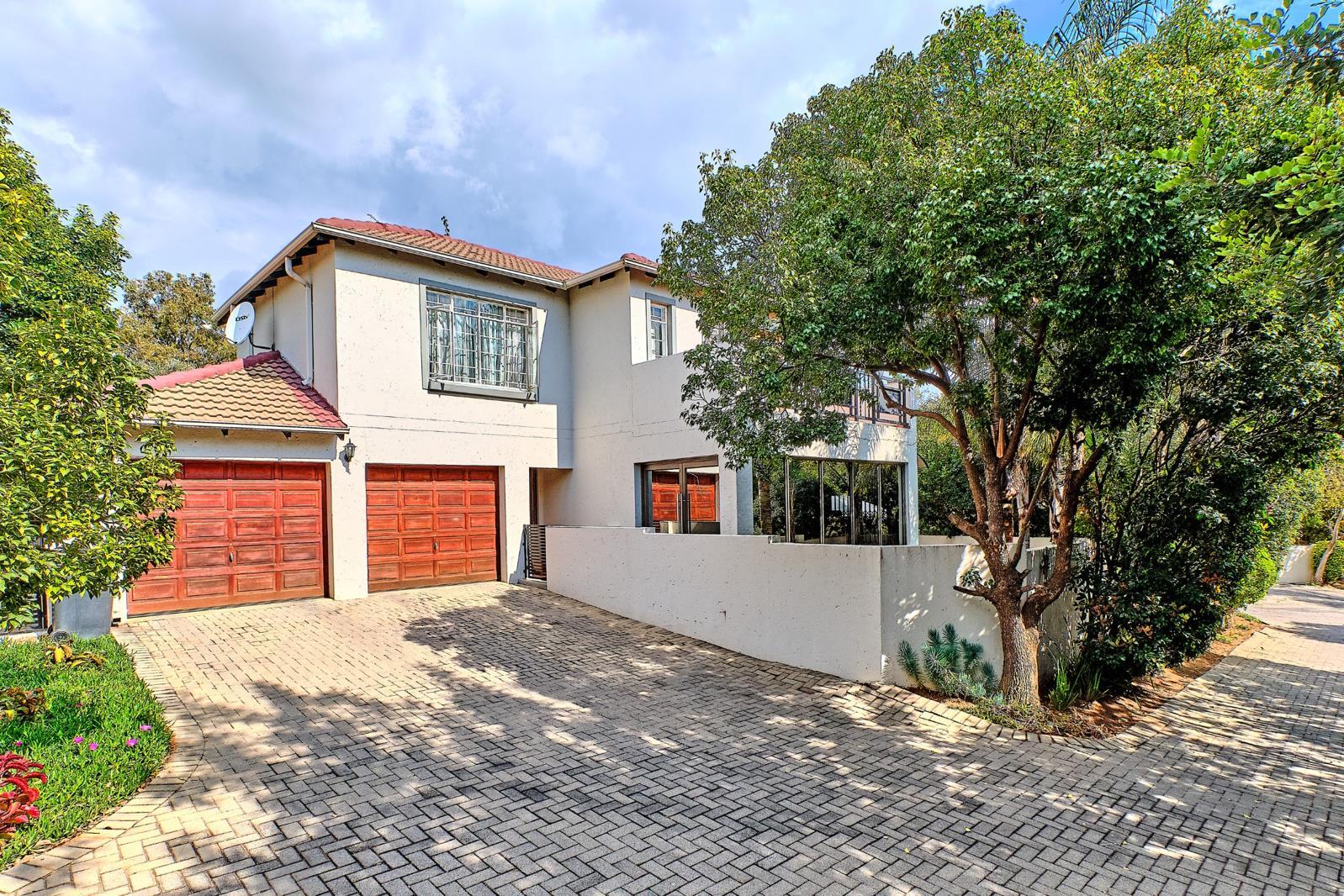 3 Bedroom Townhouse in Kyalami Hills