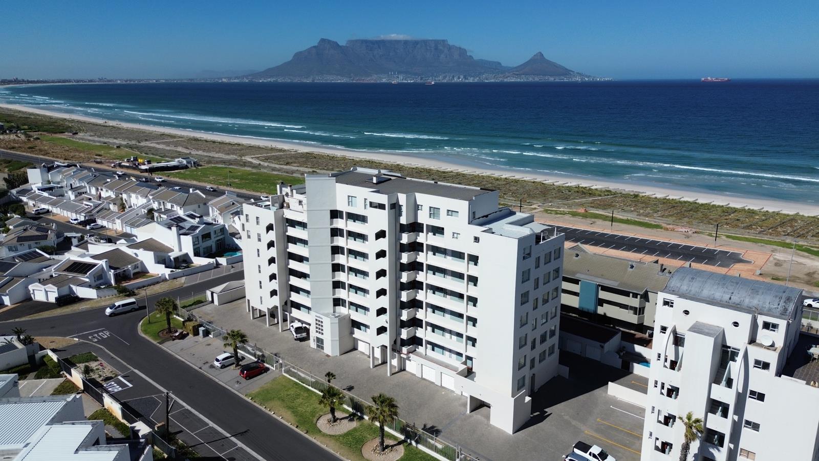 Studio Apartment in Waves Edge