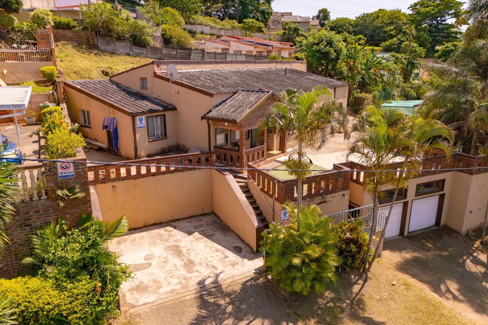 5 Bedroom House in Chatsworth Central