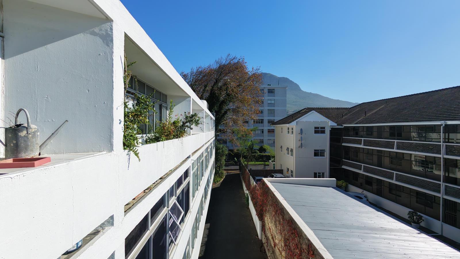 2 Bedroom Apartment in Rondebosch