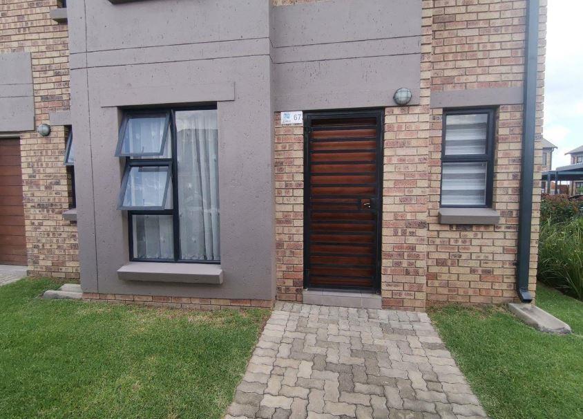 2 Bedroom Duplex in Albertsdal