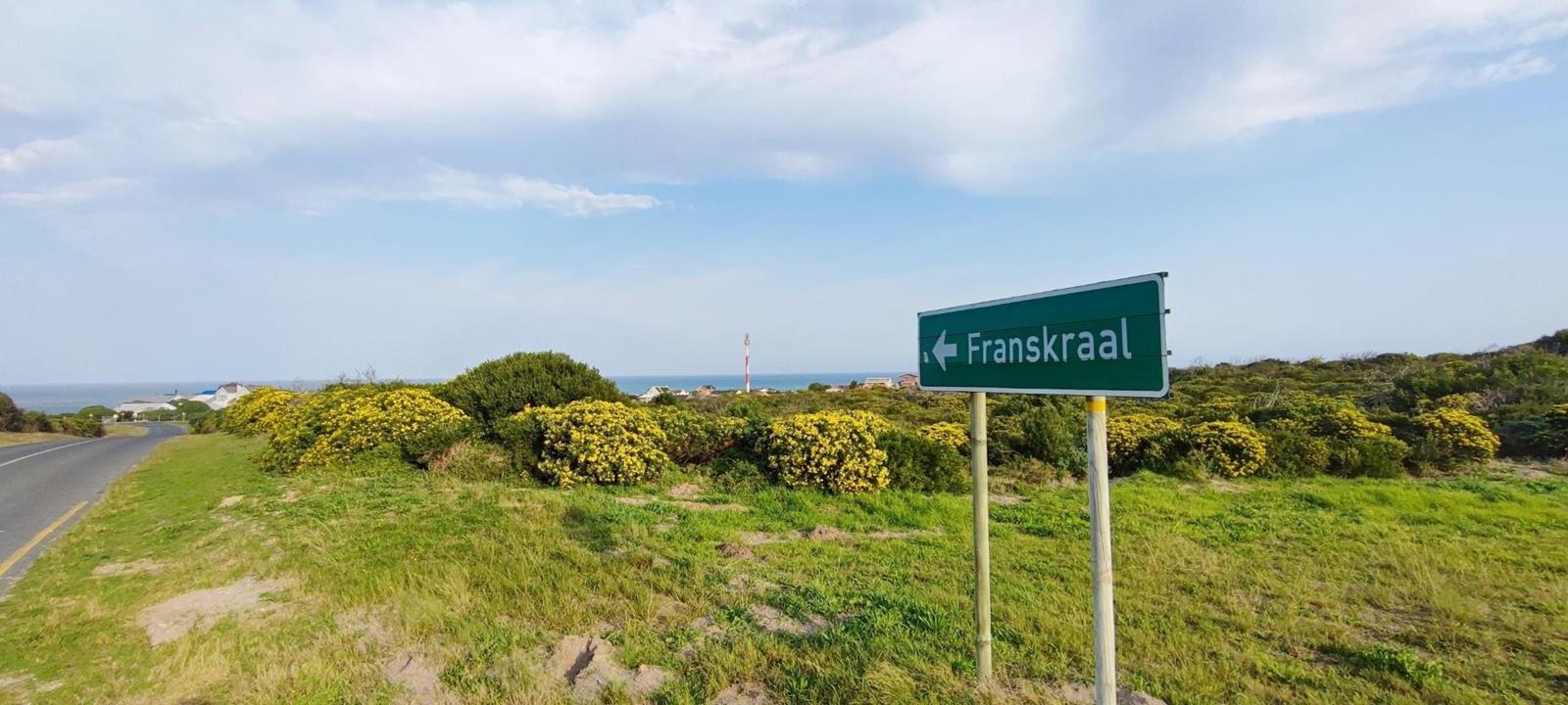 904 m² Land available in Franskraal