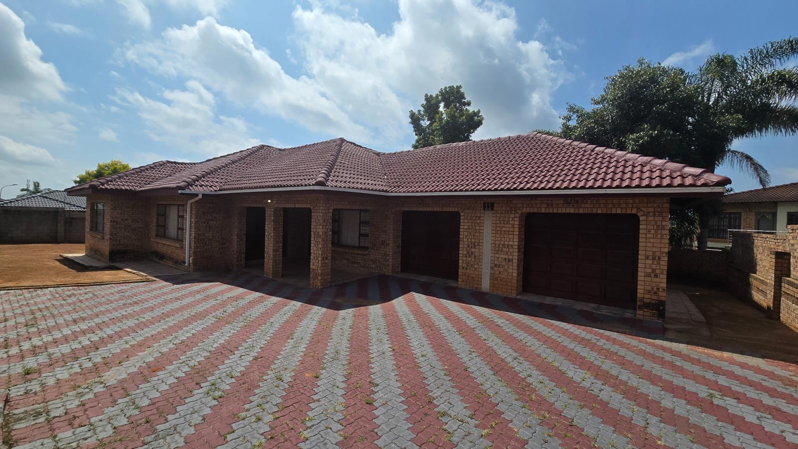 3 Bedroom House in Colts Hill